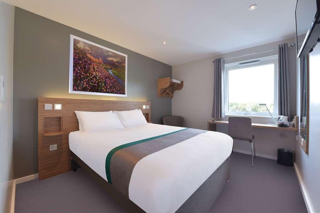 Mercure London Gatwick Airport Horley Room photo